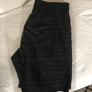 MENS LULULEMON short